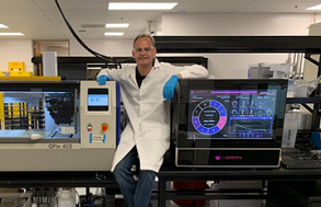 Scientist with QPix and Onyx platforms